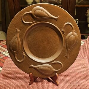 Cobre Copper Workshop Hand-hammered Copper Stickley-style SeedPod Wall Plate 12"
